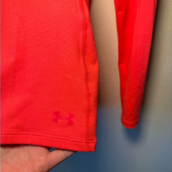 Under armor women’s cold gear fitted neon long sleeve top size medium - Picture 3 of 6